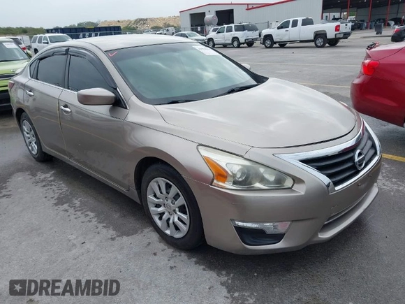 2014 Nissan Altima 2.5 with VIN 1N4AL3APXEC406145, listed as a IAAI auction lot 41916354 with 127,534 mi miles. Bid and sale history available at carsss.com. Image 1.