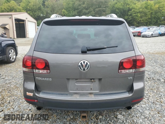 2010 Volkswagen Touareg VR6 with VIN WVGBF7A91AD001497, listed as a Copart auction lot 68234794 with 173,826 mi miles and Clean Title. Bid and sale history available at DreamBid. Image 6.