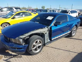 2007 Ford Mustang Deluxe with VIN 1ZVHT80N375356957, listed as a IAAI auction lot 41733622 with Not Provided miles and . Bid and sale history available at DreamBid. Image 2.