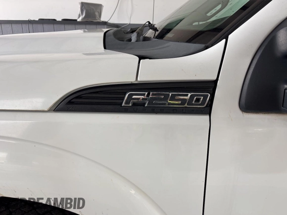 2011 Ford F-250 XL with VIN 1FT7X2B63BEB77171, listed as a IAAI auction lot 42677709 with 268,911 mi miles and . Bid and sale history available at DreamBid. Image 25.