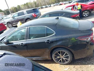 2021 Toyota Camry SE Nightshade with VIN 4T1G11AK1MU408163, listed as a IAAI auction lot 41918118 with 111,874 mi miles and . Bid and sale history available at carsss.com. Image 14.