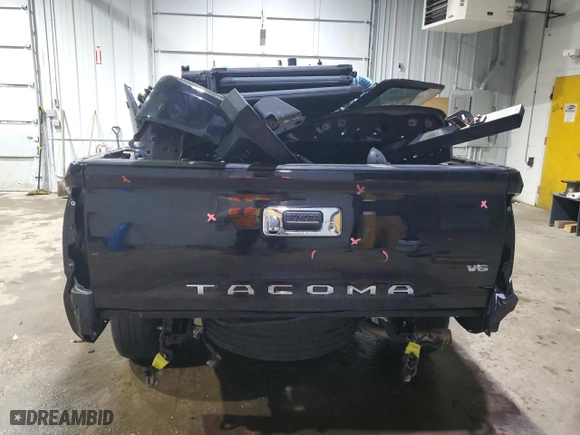 2021 Toyota Tacoma 4WD SR with VIN 5TFCZ5AN8MX248956, listed as a Copart auction lot 46246495 with 0 mi miles and Salvage Title. Bid and sale history available at carsss.com. Image 6.