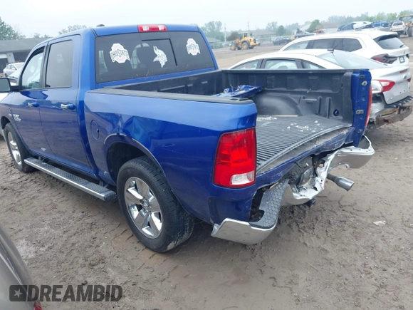 2015 Ram 1500 Big Horn z VIN 1C6RR7LT5FS758805, wystawiony jako IAAI lot #42445577 z przebiegiem 221 208 mil mil oraz . Historia ofert i sprzedaży dostępna na DreamBid. Obrazek 3.