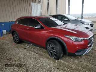 2018 Infiniti QX30 Premium with VIN SJKCH5CR7JA061030, listed as a Copart auction lot 86605824 with 94,717 mi miles and Clean title. Bid and sale history available at DreamBid. Image 4.