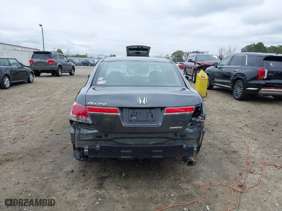 2012 Honda Accord Sdn SE with VIN 1HGCP2F68CA127823, listed as a IAAI auction lot 41844028 with 140,882 mi miles. Bid and sale history available at carsss.com. Image 17.