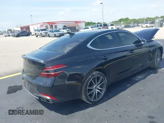 2023 Genesis G70 2.0T z VIN KMTG34TA4PU135164, wystawiony jako IAAI lot #42209723 z przebiegiem 14 251 mil mil oraz . Historia ofert i sprzedaży dostępna na DreamBid. Obrazek 4.