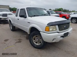 2002 Ford Ranger XL Fleet with VIN 1FTYR44U42PA71449, listed as a IAAI auction lot 41943200 with 212,180 mi miles. Bid and sale history available at carsss.com. Image 1.