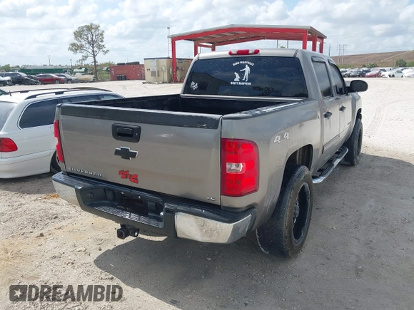 2012 Chevrolet Silverado 1500 LT with VIN 1GCPKSE7XCF183046, listed as a IAAI auction lot 41940526 with 261,566 mi miles and . Bid and sale history available at DreamBid. Image 4.