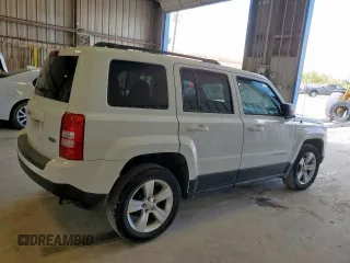 2017 Jeep Patriot Latitude с VIN 1C4NJPFB1HD183384, выставлен на аукционе Copart как лот 62372705 с пробегом 71 878 миль миль и Списание • Salvage title. История ставок и продаж доступна на DreamBid. Изображение 3.