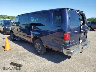2005 Ford Econoline Wagon XL with VIN 1FBSS31S25HA55342, listed as a Copart auction lot 57379424 with 152,316 mi miles and Non Repairable. Bid and sale history available at carsss.com. Image 2.