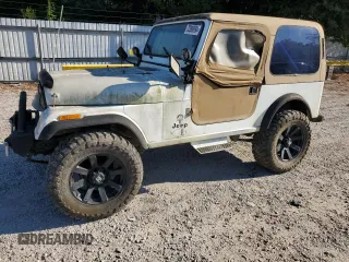 1985 Jeep CJ z VIN 1JCCF87E2FT063294, wystawiony jako Copart lot #83882604 z przebiegiem 10 428 mil mil oraz Szkody całkowita. Historia ofert i sprzedaży dostępna na DreamBid. Obrazek 1.