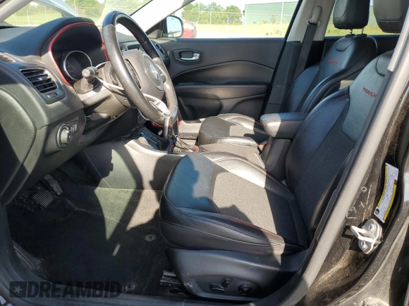 2020 Jeep Compass Trailhawk с VIN 3C4NJDDB1LT157064, выставлен на аукционе Copart как лот 61153015 с пробегом 86 879 миль миль и Списание • Salvage title. История ставок и продаж доступна на DreamBid. Изображение 7.