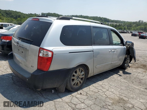 2009 Kia Sedona LX with VIN KNDMB233096296810, listed as a Copart auction lot 64614694 with 231,572 mi miles and Salvage Title. Bid and sale history available at carsss.com. Image 3.