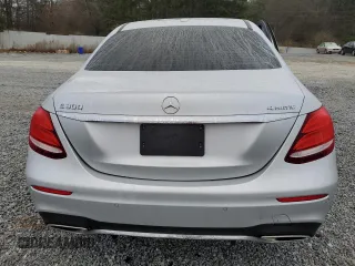2017 Mercedes-Benz E 300 Luxury with VIN WDDZF4KB3HA202449, listed as a Copart auction lot 43813855 with 57,911 mi miles and Salvage Title. Bid and sale history available at DreamBid. Image 6.