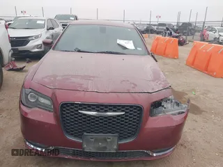 2018 Chrysler 300 S with VIN 2C3CCABG7JH320633, listed as a IAAI auction lot 41548574 with 115,810 mi miles and . Bid and sale history available at DreamBid. Image 12.