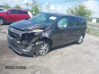 2017 Kia Sedona LX with VIN KNDMB5C15H6225200, listed as a IAAI auction lot 41929710 with 144,461 mi miles. Bid and sale history available at carsss.com. Image 17.