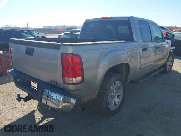2008 GMC Sierra 1500 SLE1 z VIN 3GTEC13JX8G260212, wystawiony jako IAAI lot #41641592 z przebiegiem 186 365 mil mil oraz . Historia ofert i sprzedaży dostępna na DreamBid. Obrazek 4.