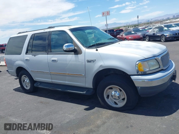 1999 Ford Expedition XLT z VIN 1FMPU18L8XLA69627, wystawiony jako IAAI lot #42847569 z przebiegiem Nie podano mil oraz . Historia ofert i sprzedaży dostępna na DreamBid. Obrazek 12.