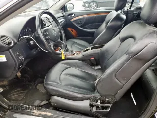 2008 Mercedes-Benz CLK 350 z VIN WDBTK56F58T088861, wystawiony jako Copart lot #60743665 z przebiegiem 204 611 mil mil oraz Czysty tytuł • Clean title. Historia ofert i sprzedaży dostępna na DreamBid. Obrazek 7.