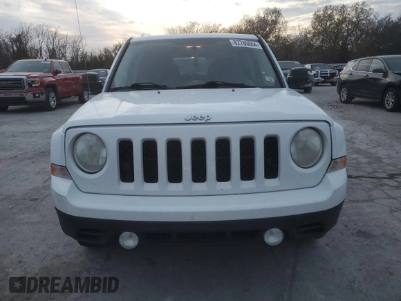 2011 Jeep Patriot Latitude with VIN 1J4NT1GA4BD285292, listed as a Copart auction lot 82780664 with 149,152 mi miles and Clean Title. Bid and sale history available at DreamBid. Image 5.