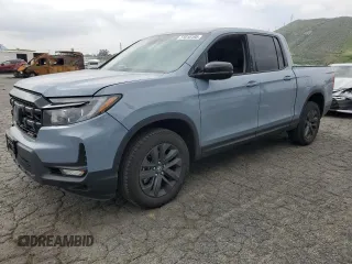 2025 Honda Ridgeline Sport z VIN 5FPYK3F12SB012144, wystawiony jako Copart lot #51018195 z przebiegiem 4 871 mil mil oraz Szkoda całkowita • Salvage title. Historia ofert i sprzedaży dostępna na DreamBid. Obrazek 1.