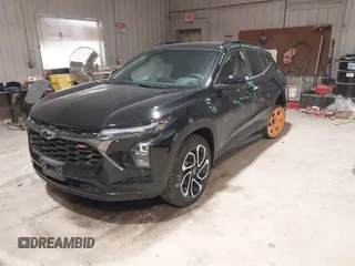 2025 Chevrolet Trax 2RS with VIN KL77LJEP7SC149778, listed as a IAAI auction lot 41917438 with 724 mi miles. Bid and sale history available at carsss.com. Image 17.