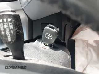 2018 Toyota RAV4 XLE with VIN JTMWFREV6JJ175575, listed as a IAAI auction lot 41788004 with 112,577 mi miles. Bid and sale history available at carsss.com. Image 11.