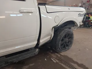 2022 Ram 2500 Laramie with VIN 3C6UR5FJ7NG253380, listed as a IAAI auction lot 41319536 with 33,945 mi miles. Bid and sale history available at carsss.com. Image 17.