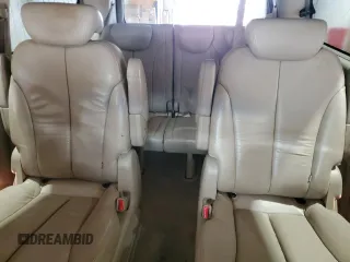 2007 Hyundai Entourage GLS с VIN KNDMC233876017842, выставлен на аукционе Copart как лот 60615805 с пробегом 117 562 миль миль и Списание • Salvage title. История ставок и продаж доступна на DreamBid. Изображение 10.