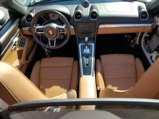 2017 Porsche 718 Boxster S z VIN WP0CB2A81HS241847, wystawiony jako Copart lot #43464914 z przebiegiem 33 990 mil mil oraz . Historia ofert i sprzedaży dostępna na DreamBid. Obrazek 8.