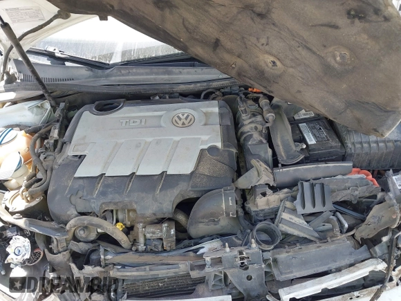 2014 Volkswagen Jetta TDI w/Sunroof with VIN 3VWPL7AJ2EM621151, listed as a IAAI auction lot 42543548 with 167,276 mi miles and . Bid and sale history available at DreamBid. Image 10.