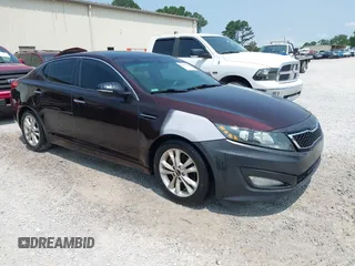 2011 Kia Optima EX z VIN KNAGN4A77B5054305, wystawiony jako IAAI lot #42387864 z przebiegiem 147 229 mil mil oraz . Historia ofert i sprzedaży dostępna na DreamBid. Obrazek 1.
