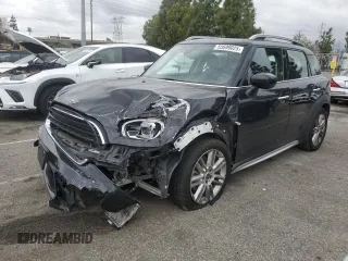 2022 MINI Countryman Cooper z VIN WMZ23BR07N3N53460, wystawiony jako Copart lot #55699025 z przebiegiem 62 541 mil mil oraz Szkoda całkowita • Salvage title. Historia ofert i sprzedaży dostępna na DreamBid. Obrazek 1.