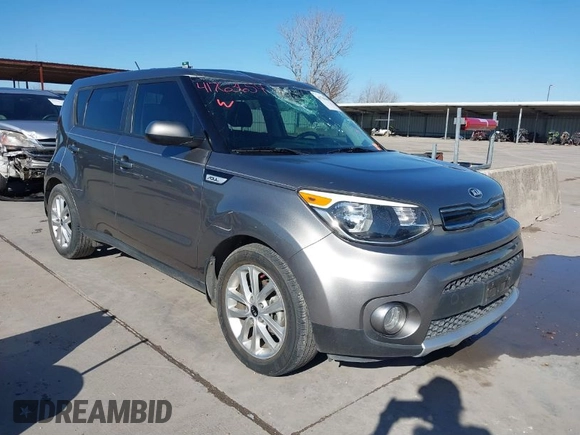 2017 Kia Soul + with VIN KNDJP3A5XH7463620, listed as a IAAI auction lot 41763654 with 79,763 mi miles. Bid and sale history available at carsss.com. Image 1.