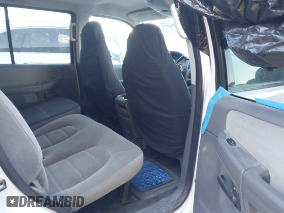 2005 Ford Explorer XLT с VIN 1FMZU63K75ZA02189, выставлен на аукционе IAAI как лот 41390591 с пробегом 225 627 миль миль и . История ставок и продаж доступна на DreamBid. Изображение 8.
