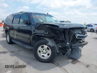 2011 Chevrolet Suburban LT z VIN 1GNSCJE0XBR160729, wystawiony jako IAAI lot #42034530 z przebiegiem 171 511 mil mil oraz . Historia ofert i sprzedaży dostępna na DreamBid. Obrazek 1.