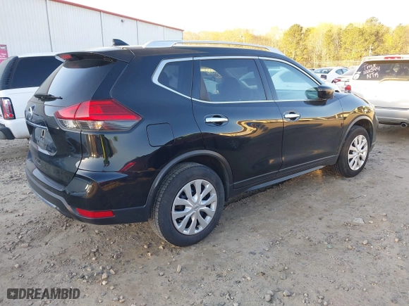2017 Nissan Rogue SL with VIN JN8AT2MT8HW381203, listed as a IAAI auction lot 41868409 with 89,548 mi miles. Bid and sale history available at carsss.com. Image 4.