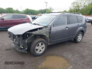 2010 Mitsubishi Outlander z VIN JA4AT2AW9AZ001049, wystawiony jako IAAI lot #42282766 z przebiegiem 108 668 mil mil oraz . Historia ofert i sprzedaży dostępna na DreamBid. Obrazek 2.