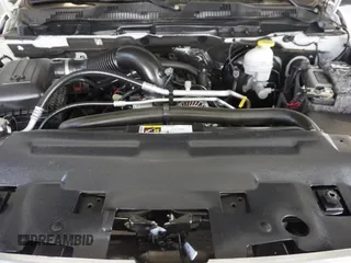 2020 Ram 1500 SLT z VIN 1C6RR7TT0LS100966, wystawiony jako Copart lot #49731415 z przebiegiem 76 135 mil mil oraz Szkoda całkowita • Salvage title. Historia ofert i sprzedaży dostępna na DreamBid. Obrazek 7.