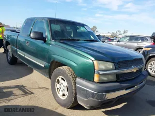 2003 Chevrolet Silverado 1500 LS with VIN 2GCEC19V531328539, listed as a IAAI auction lot 41838156 with 275,375 mi miles. Bid and sale history available at carsss.com. Image 1.