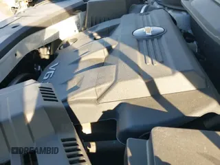 2012 Chevrolet Equinox 2LT z VIN 2GNFLPE56C6317976, wystawiony jako IAAI lot #41763461 z przebiegiem 173 062 mil mil oraz . Historia ofert i sprzedaży dostępna na DreamBid. Obrazek 19.