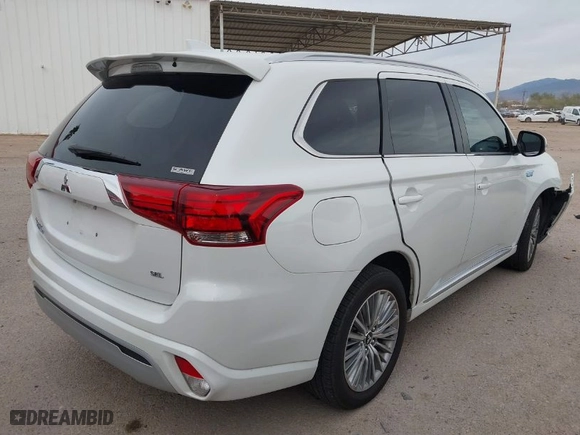 2022 Mitsubishi Outlander PHEV SEL with VIN JA4J2VA72NZ022134, listed as a IAAI auction lot 41590731 with 40,055 mi miles. Bid and sale history available at carsss.com. Image 4.
