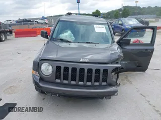 2017 Jeep Patriot High Altitude with VIN 1C4NJRFB2HD205369, listed as a IAAI auction lot 42346508 with Not provided miles and . Bid and sale history available at DreamBid. Image 13.