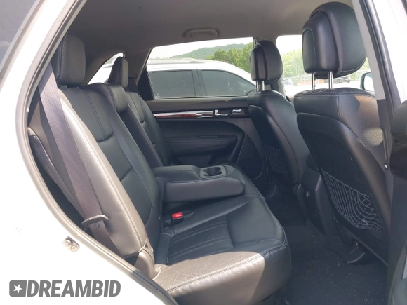 2013 Kia Sorento EX with VIN 5XYKUDA61DG384037, listed as a IAAI auction lot 42449718 with 173,688 mi miles and . Bid and sale history available at DreamBid. Image 8.