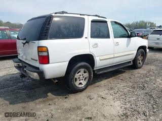 2005 Chevrolet Tahoe LT with VIN 1GNEC13T85J124339, listed as a IAAI auction lot 41911723 with 353,205 mi miles. Bid and sale history available at carsss.com. Image 4.