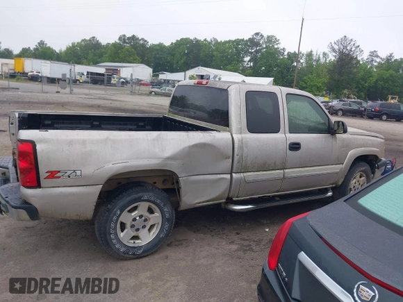 2005 Chevrolet Silverado 1500 Z71 with VIN 1GCEK19B25E325317, listed as a IAAI auction lot 42195743 with 253,221 mi miles and . Bid and sale history available at DreamBid. Image 13.