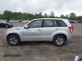 2008 Suzuki Grand Vitara z VIN JS3TE941784102472, wystawiony jako IAAI lot #42311760 z przebiegiem 211 385 mil mil oraz . Historia ofert i sprzedaży dostępna na DreamBid. Obrazek 15.