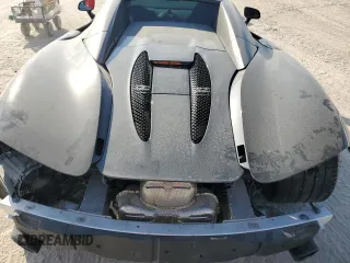 2019 McLaren 570S z VIN SBM13FAA1KW006404, wystawiony jako Copart lot #78088414 z przebiegiem 17 852 mil mil oraz Szkody całkowita. Historia ofert i sprzedaży dostępna na DreamBid. Obrazek 10.