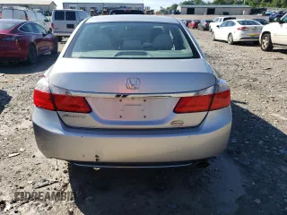 2013 Honda Accord LX z VIN 1HGCR2F39DA264948, wystawiony jako Copart lot #56367715 z przebiegiem 137 106 mil mil oraz Szkoda całkowita • Salvage title. Historia ofert i sprzedaży dostępna na DreamBid. Obrazek 6.