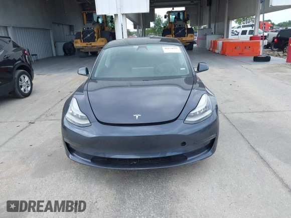 2021 Tesla Model 3 Long Range with VIN 5YJ3E1EB4MF855581, listed as a IAAI auction lot 41974515 with 71,561 mi miles. Bid and sale history available at carsss.com. Image 12.